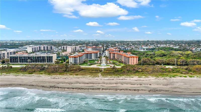 2 bedroom Condominium at 2871 N Ocean Boulevard #C417, San Remo Condo, Boca Raton — photo 2