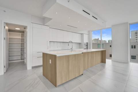 407 N Riverside Drive #401, Pompano Beach FL - photo 9 of 96