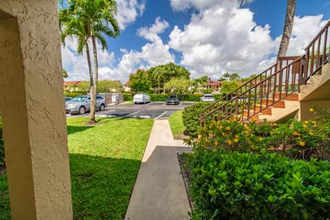 4688 Lucerne Lakes Blvd Boulevard #104, Lake Worth FL - photo 7 of 35