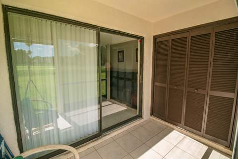 4688 Lucerne Lakes Blvd Boulevard #104, Lake Worth FL - photo 9 of 35