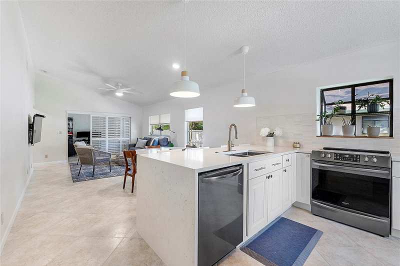 2 bedroom Villa at 8230 Springtree Road, Whisper Walk Sec C Condo, Boca Raton — photo 1