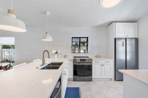 8230 Springtree Road, Boca Raton FL - photo 6 of 46