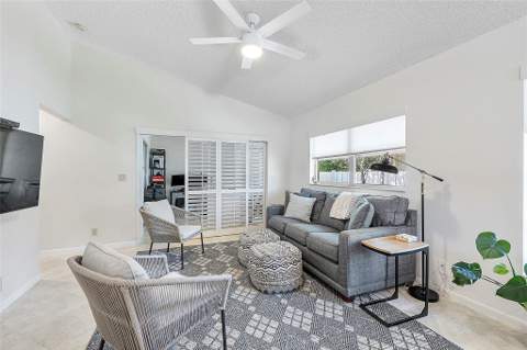 8230 Springtree Road, Boca Raton FL - photo 14 of 46