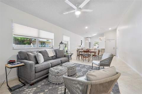 8230 Springtree Road, Boca Raton FL - photo 16 of 46