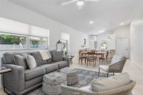 8230 Springtree Road, Boca Raton FL - photo 17 of 46