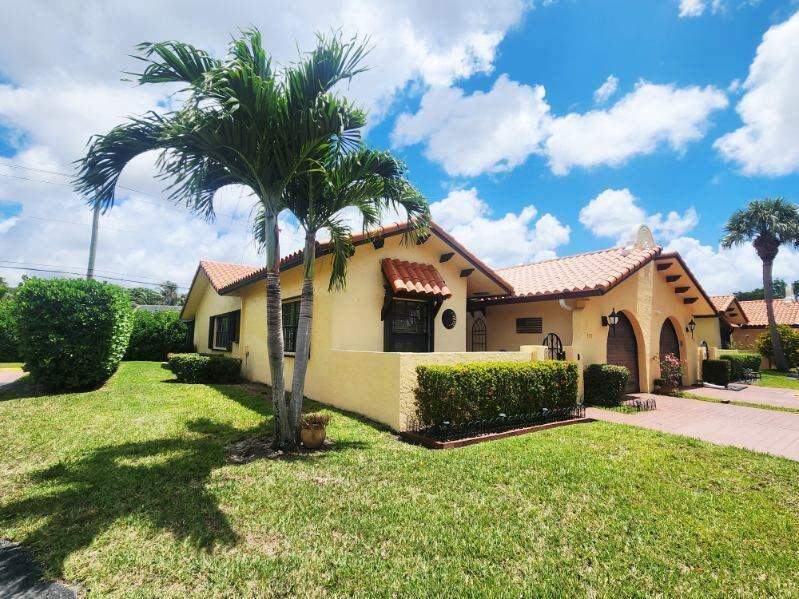 2 bedroom Villa at 5157 Magellan Way, Casa Del Rey, Delray Beach — photo 2