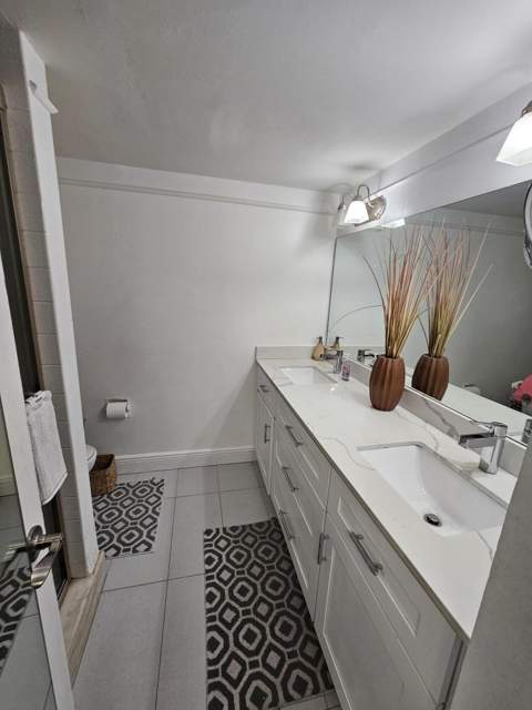 2617 N 40th Avenue, Hollywood FL - photo 14 of 30
