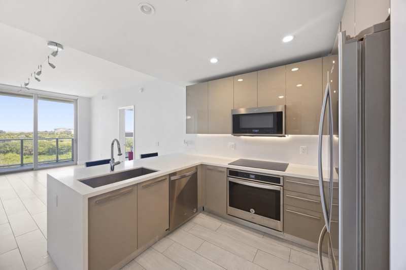 2 bedroom Condominium at 2000 Metropica Way #802, Metropica North Tower One, Sunrise — photo 1