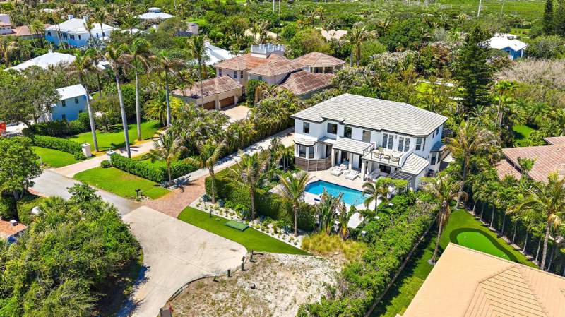 4 bedroom Single Family Residence at 17296 SE Conch Bar Avenue, Indian Hills, Tequesta — photo 3