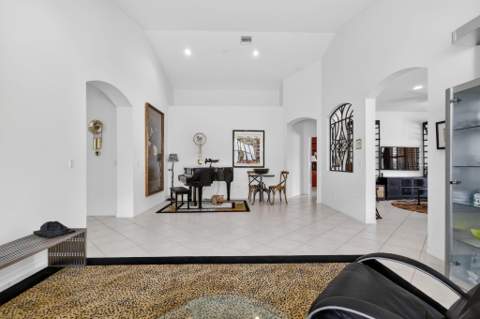 12530 Vía Valenza, Boynton Beach FL - photo 16 of 96