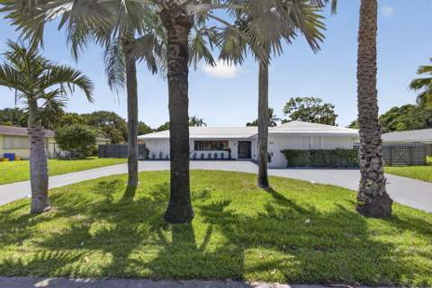 8111 W Lake Drive, Lake Clarke Shores FL - photo 10 of 83