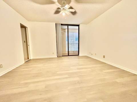 5340 Las Verdes Circle #222, Delray Beach FL - photo 12 of 27
