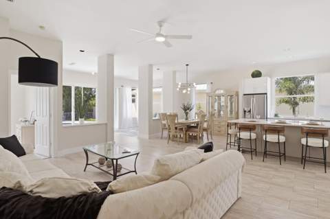7756 SE Bay Cedar Circle, Hobe Sound FL - photo 10 of 43