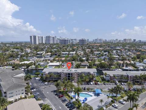 455 Paradise Isle Boulevard #404, Hallandale Beach FL - photo 7 of 55