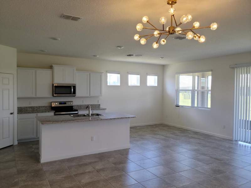 4 bedroom Single Family Residence at 12354 Arabella Drive, Tradition Plat No 20 - The Preserve - Phase 2, Port St. Lucie — photo 4
