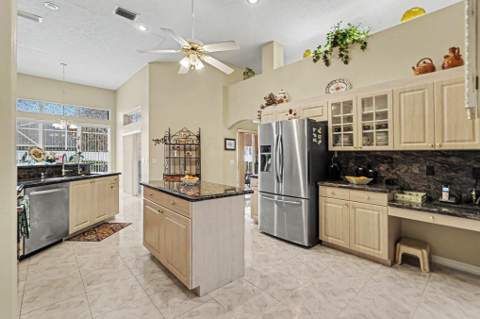 3306 SE Ford Lane, Port St. Lucie FL - photo 15 of 35