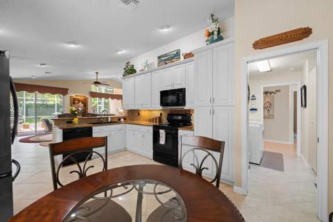 5185 Glenville Drive, Boynton Beach FL - photo 6 of 33