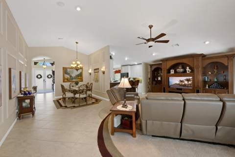 5185 Glenville Drive, Boynton Beach FL - photo 8 of 33