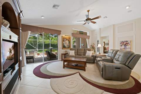 5185 Glenville Drive, Boynton Beach FL - photo 10 of 33
