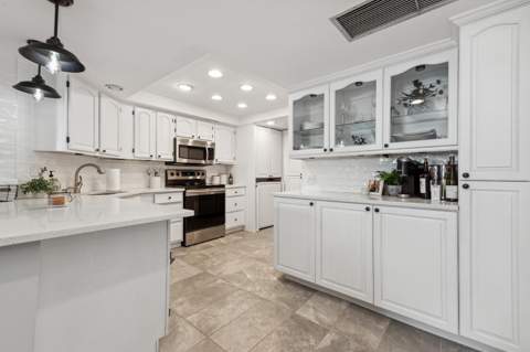 2400 Presidential Way #1006, West Palm Beach FL - photo 8 of 14