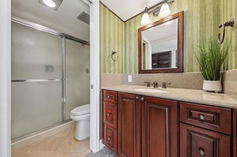 2400 Presidential Way #1006, West Palm Beach FL - photo 10 of 14
