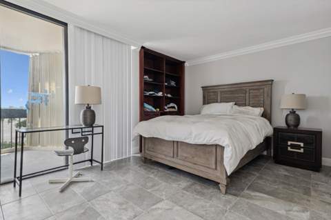2400 Presidential Way #1006, West Palm Beach FL - photo 11 of 14