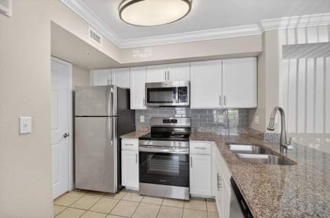 15035 Michelangelo Boulevard #105, Delray Beach FL - photo 12 of 40