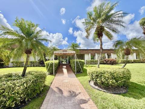 19 Abbey Lane #204, Delray Beach FL - photo 18 of 33