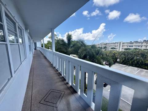 3058 Cambridge C #3058, Deerfield Beach FL - photo 17 of 45