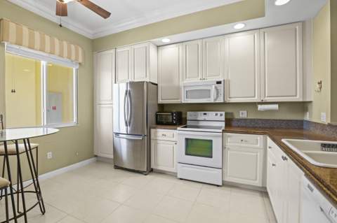 26 Harbour Isle Drive #Ph06, Fort Pierce FL - photo 15 of 48