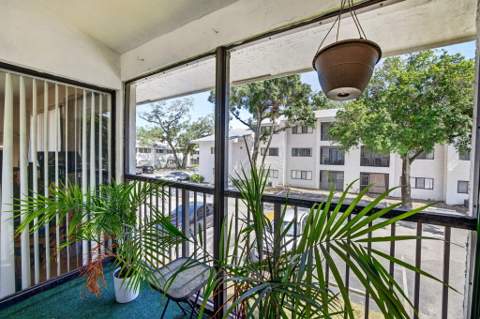 2550 SW 18th Terrace #2005, Fort Lauderdale FL - photo 21 of 42
