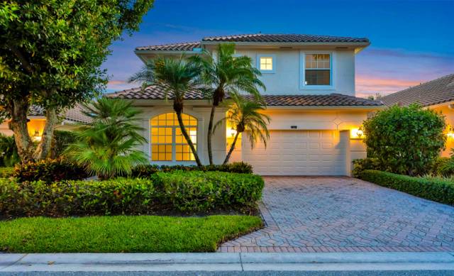 1012 Diamond Head Way