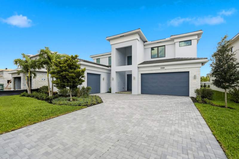 5 bedroom Single Family Residence at 10169 Royal Ascot Avenue, Whitmore Estates, Lake Worth — photo 3
