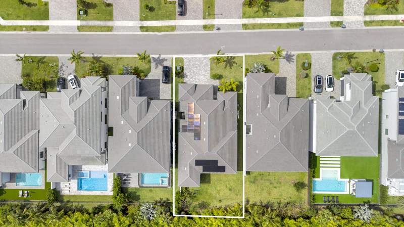 4 bedroom Single Family Residence at 8533 Ganton Drive, Lotus Palm, Boca Raton — photo 2
