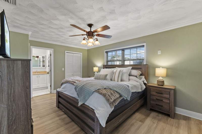 3 bedroom Single Family Residence at 1729 NE 23rd Terrace, Leilani Heights, Jensen Beach — photo 5