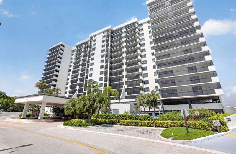 2 bedroom Condominium at 3420 S Ocean Boulevard #12t, Coronado At Highland Beach Condo, Highland Beach — photo 2