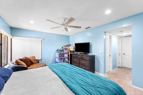 2810 Sand Pines Court, Lake Worth FL - photo 13 of 37