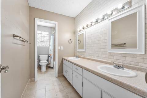 2810 Sand Pines Court, Lake Worth FL - photo 21 of 37