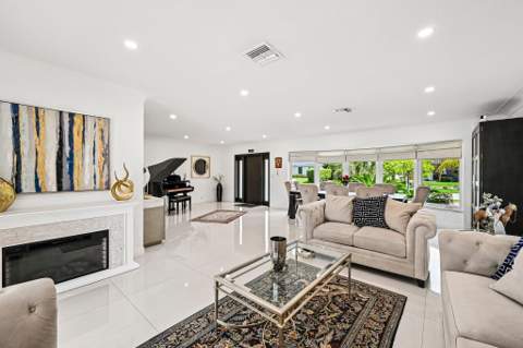 2940 NE 39th Court, Lighthouse Point FL - photo 7 of 43
