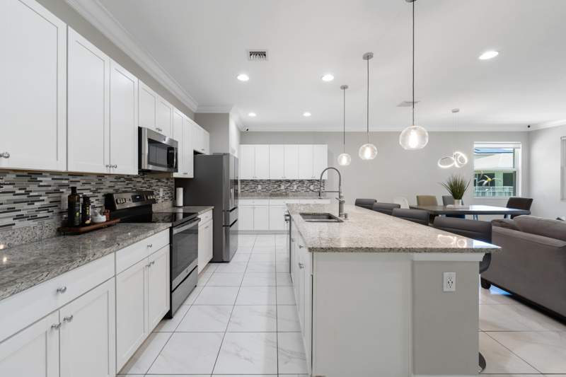 3 bedroom Single Family Residence at 1600 NW Vivanco Street, Vizcaya Falls, Port St. Lucie — photo 4
