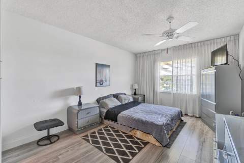 5190 E Sabal Palm Boulevard #304, Tamarac FL - photo 9 of 26