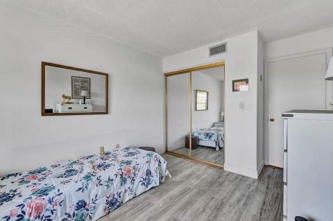 5190 E Sabal Palm Boulevard #304, Tamarac FL - photo 15 of 26