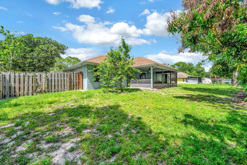3 bedroom Single Family Residence at 601 Howard Street, Indian River Estates Unit 1, Fort Pierce — photo 4
