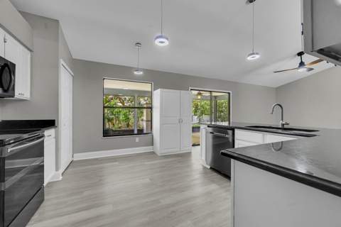 601 Howard Street, Fort Pierce FL - photo 13 of 34
