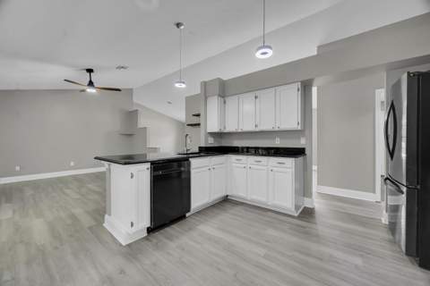 601 Howard Street, Fort Pierce FL - photo 12 of 34