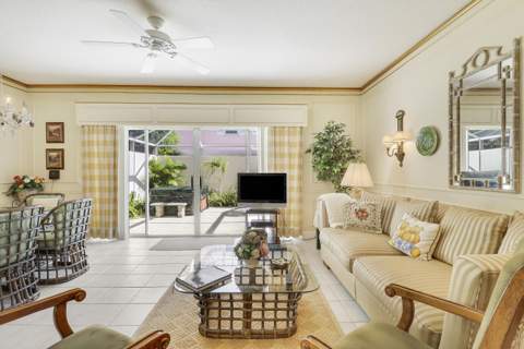 77 Laurel Oaks Circle, Tequesta FL - photo 8 of 45