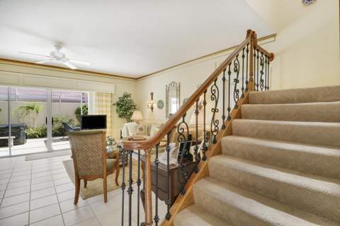 77 Laurel Oaks Circle, Tequesta FL - photo 18 of 45