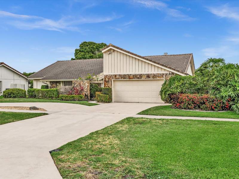 3 bedroom Single Family Residence at 5302 Piping Rock Drive, Indian Spring , Boynton Beach — photo 3