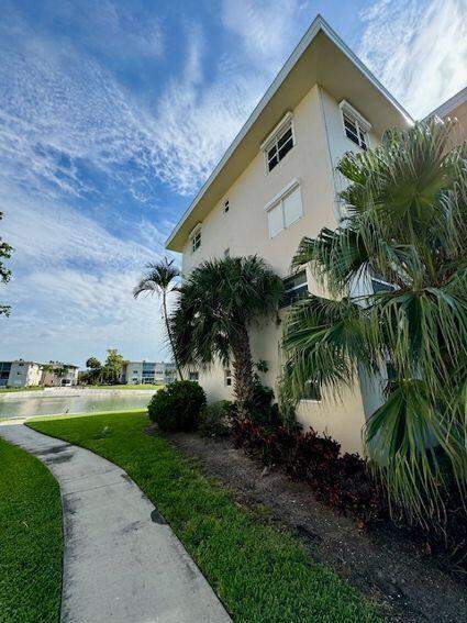 2615 Garden Drive #101, Lake Worth FL - photo 24 of 42