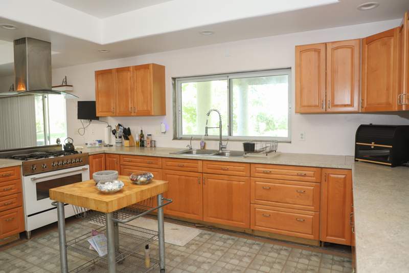 3 bedroom Single Family Residence at 1806 S 29th Street, Sunrise Terrace, Fort Pierce — photo 5